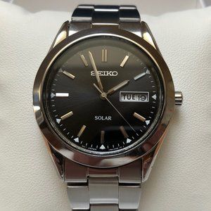 Seiko Solar Men's Watch with Full Bracelet SNE039